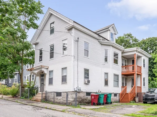 15 S Highland St, Lowell, MA 01852
