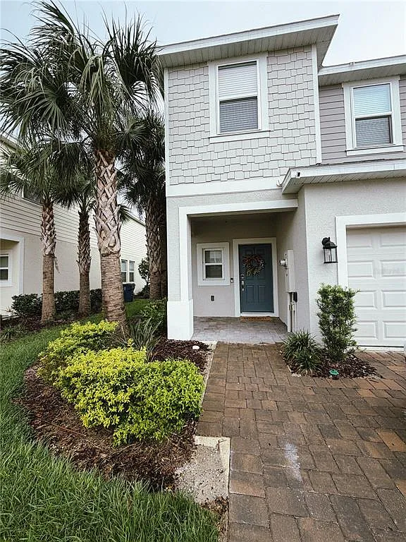 3 bed, 2.5 bath, 1574 sqft, $1,850 — Photo 1
