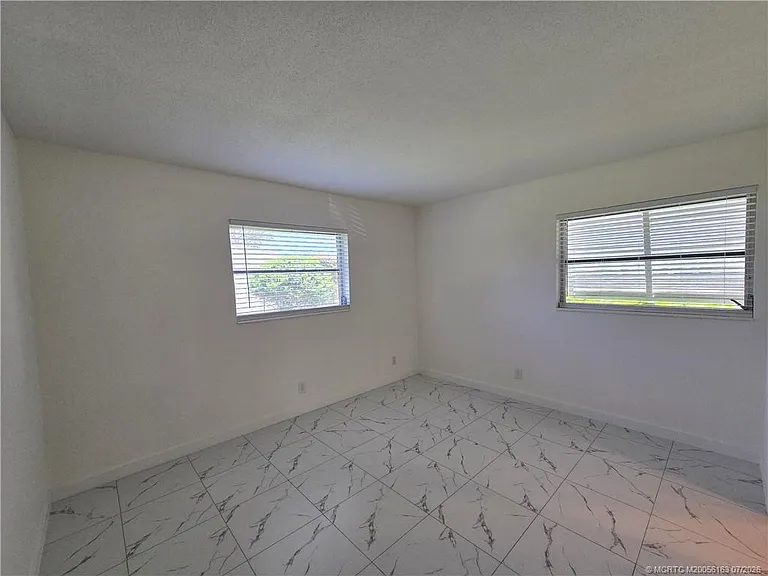 2648 Rockcrest Ct — Photo 22