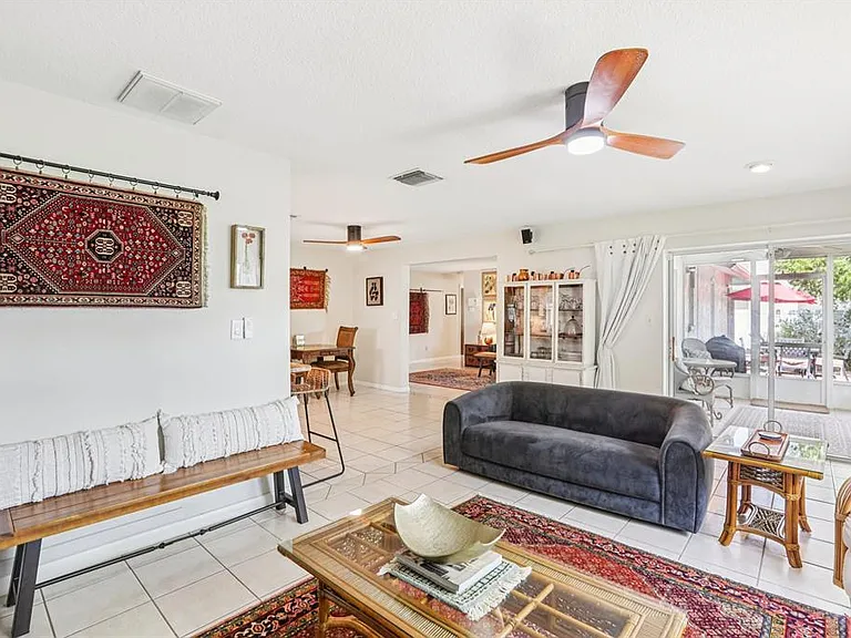 8083 Bayhaven Dr — Photo 11