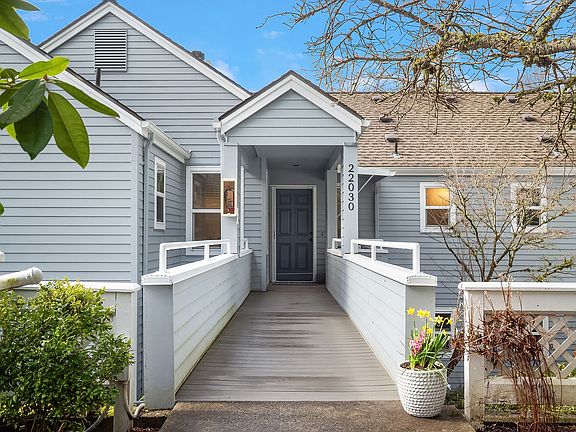 2nd image of 22022 SE 40th Ct #2156