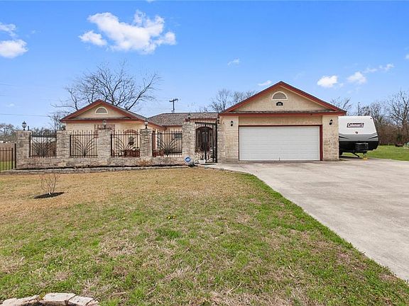 3rd image of 11808 Arnold Ln