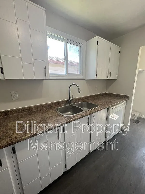 1 bed, 1.0 bath, 108 sqft, $650 — Photo 3