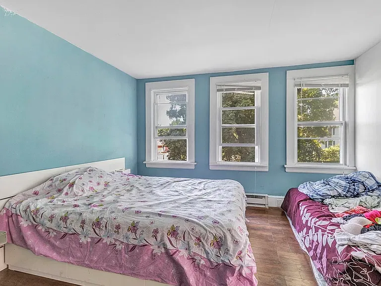 66 Walnut St — Photo 5