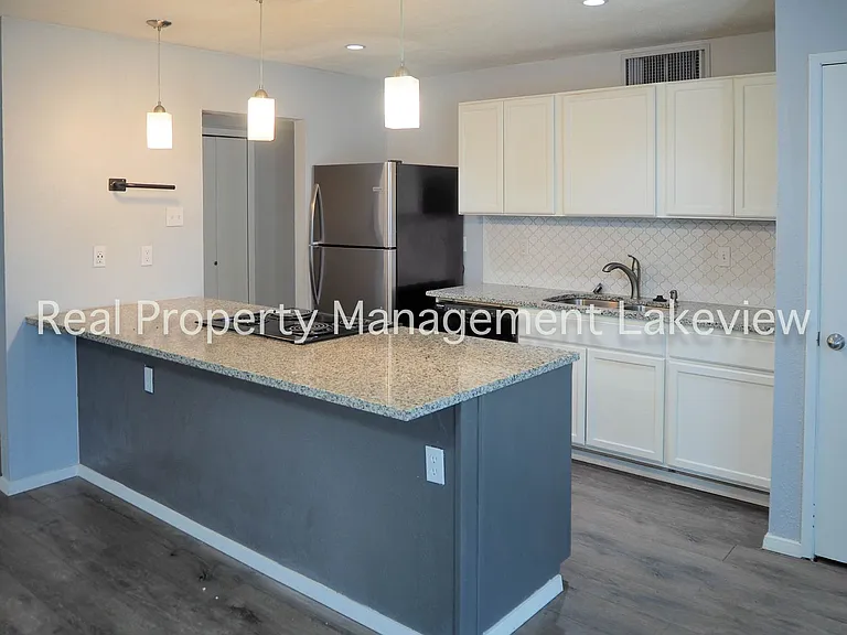 534 Oldbridge Dr — Photo 7