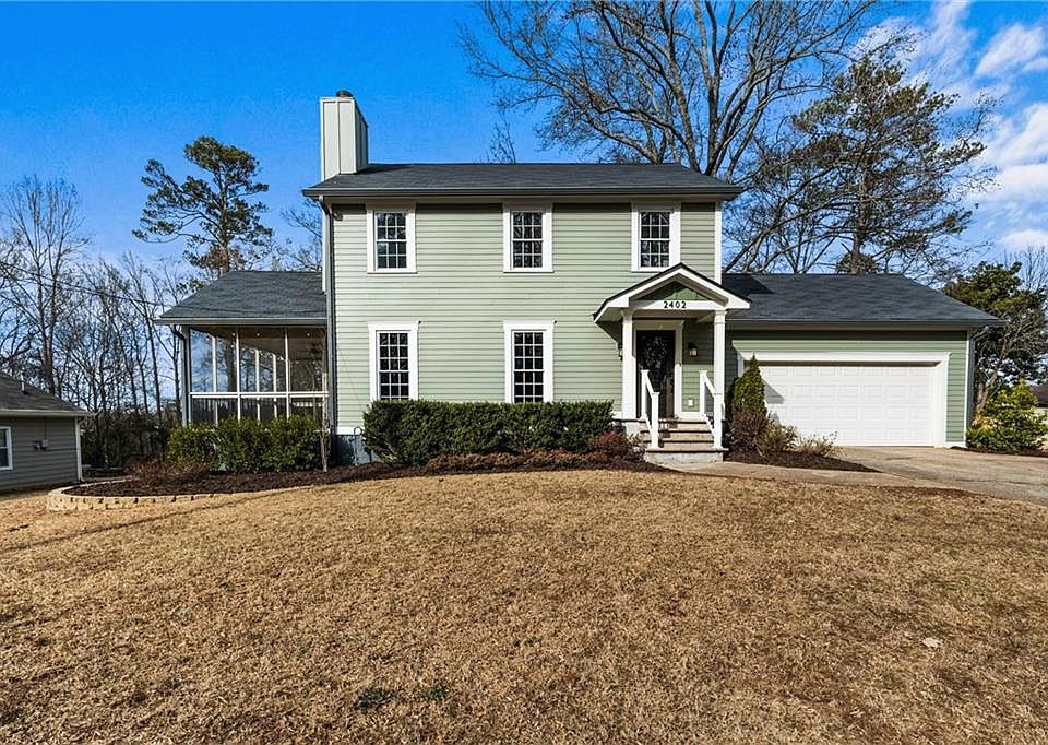 1st image of 2402 Hillboro Cir SW