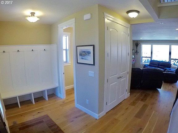 3rd image of 3604 SE 142nd Ct