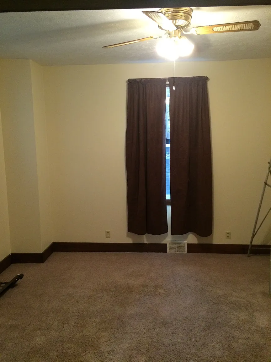 108 Carrick Ave photo 1