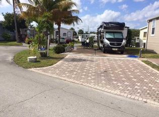 311 Nettles Blvd, Jensen Beach, FL 34957