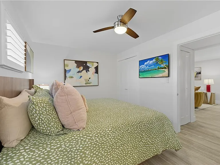 609 12th Ave S #609 — Photo 14