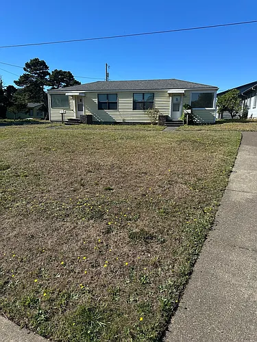 930 SW Angle St #1 Photo 1