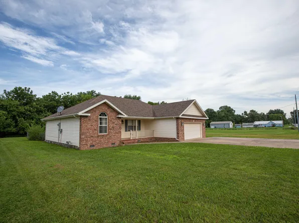 1405 Hagny Street, Lamar, MO 64759