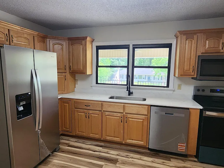 203 Springdale Dr #1 — Photo 11