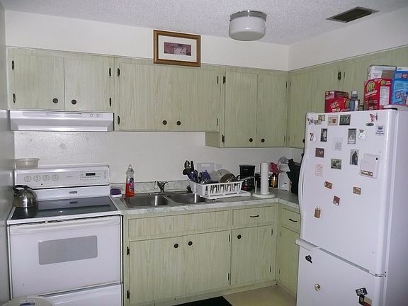 2nd image of 1535 38th Ave
