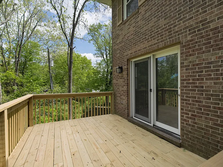 10 Kennedy Ct #B — Photo 29