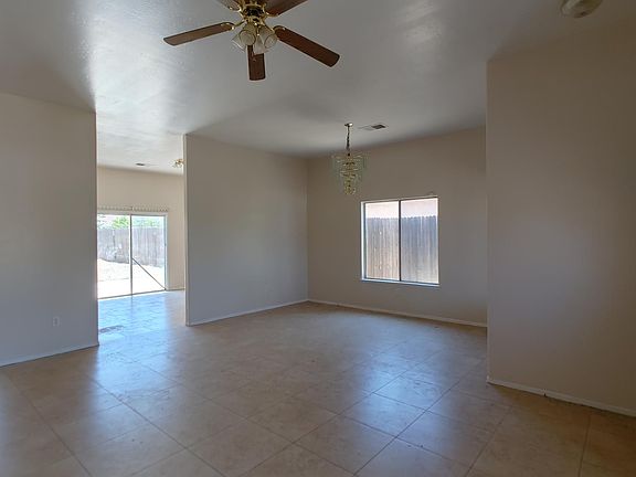 3rd image of 3105 Esperanza Dr
