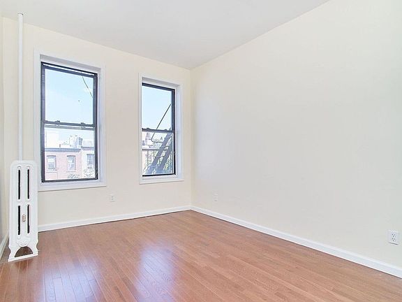 3rd image of 349 Saint Johns Pl APT C