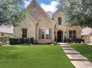 17 Center Ct, Heath, TX 75032