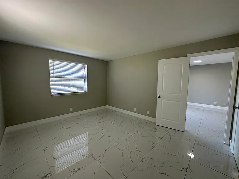 4881 Arjaro Dr #4881 — Photo 14