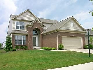 1st image of 294 Stratford Dr