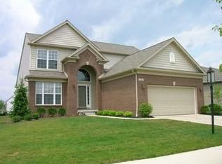 294 Stratford Dr, Broadview Heights, OH 44147