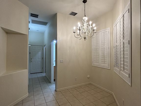 4th image of 5102 N Pinnacle Point Dr