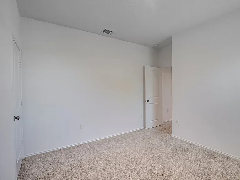 1109 Winnie Dr — Photo 17