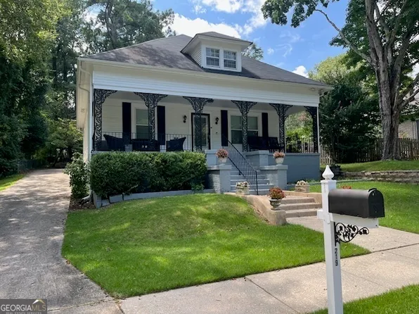 219 5th St, Manchester, GA 31816