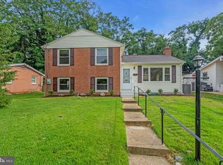 7536 Abbington Dr, Oxon Hill, MD 20745