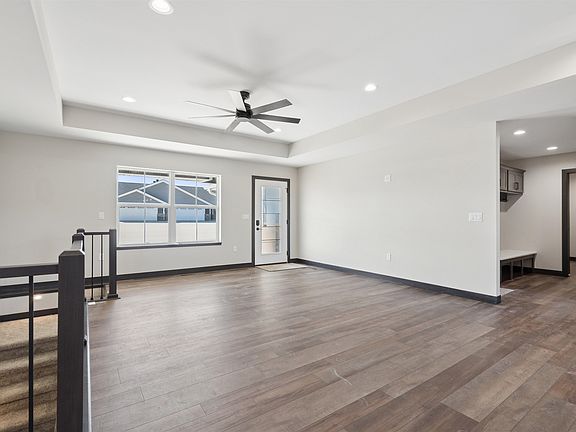 5th image of 1024 Sage Oak Cir