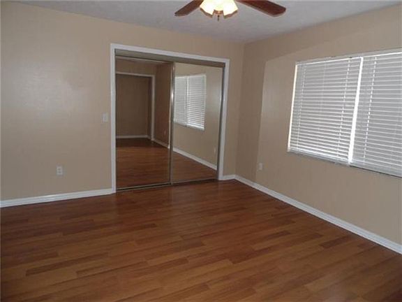 5th image of 2802 W Goldenrod Dr