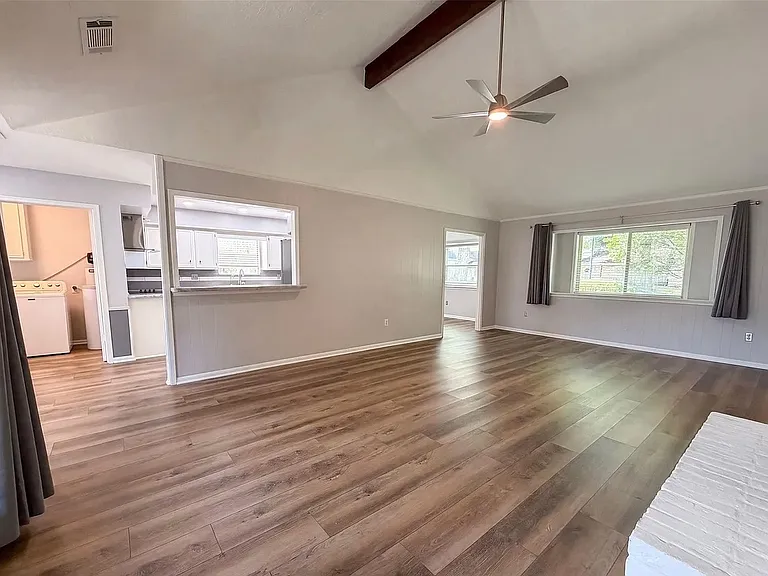 10331 Sweetwood Dr — Photo 3