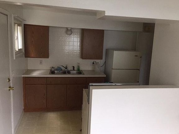 5th image of 1500 & 1502 Bancroft St