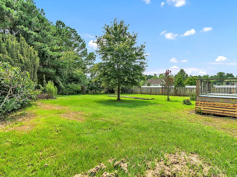 210 Raven Ridge Ct — Photo 38