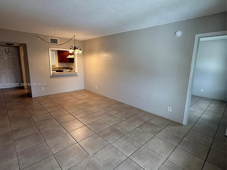 6841 Pembroke Rd #1-5 — Photo 2
