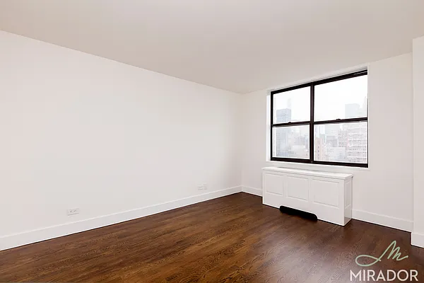 Rented by Mirador Real Estate | media 5