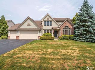 7062 Sierra Ln, Temperance, MI 48182