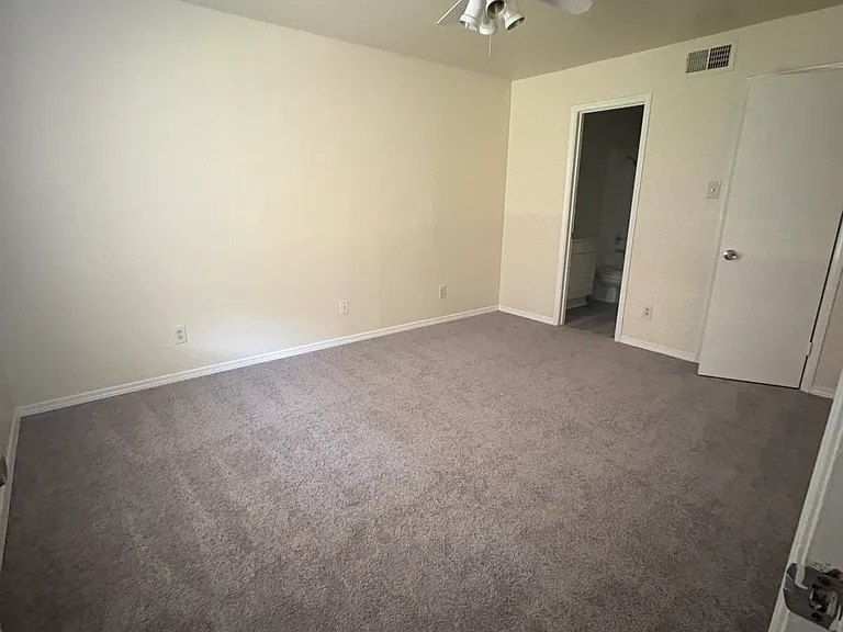 9700 Leawood Blvd #1905 — Photo 6