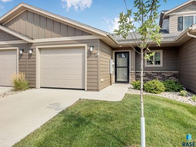 2545 E Meadowside Pl, Sioux Falls, SD, 57108