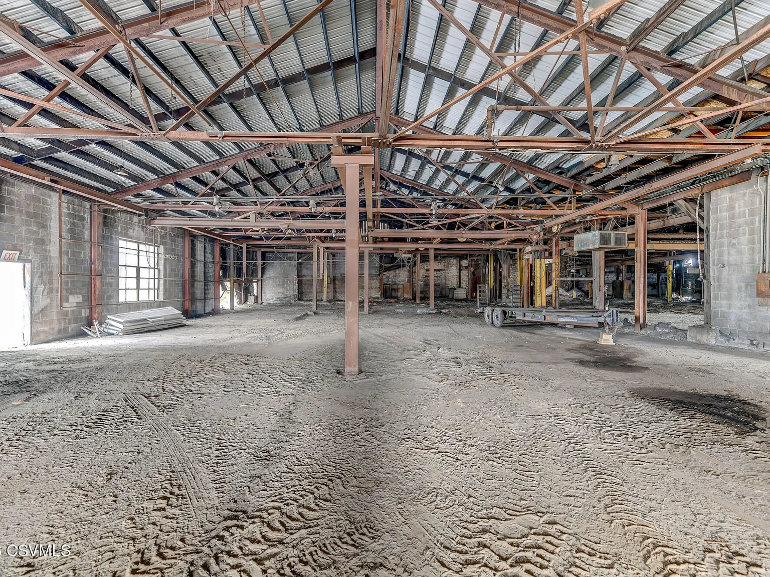 Studio, 7700 sqft, $3,750 — Photo 2