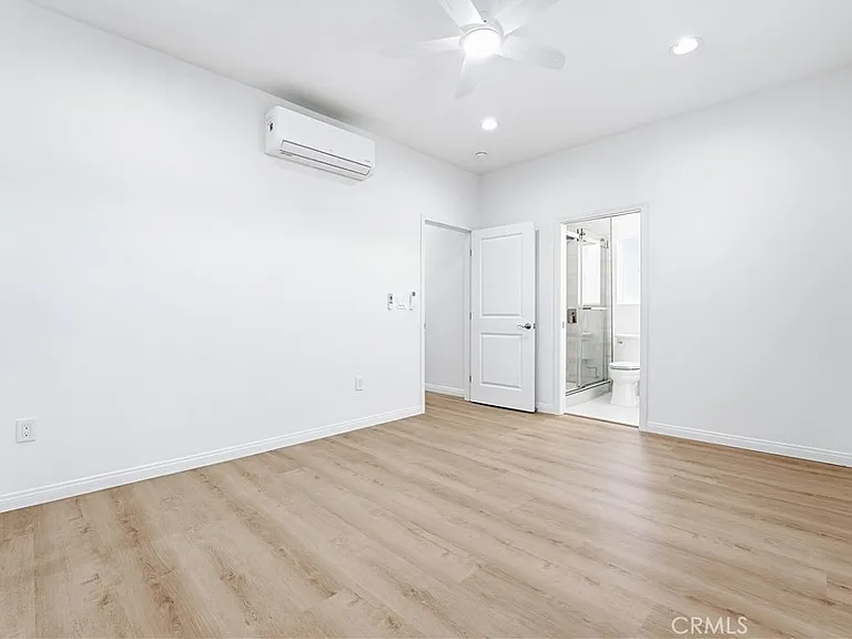 21005 Longworth Ave — Photo 10