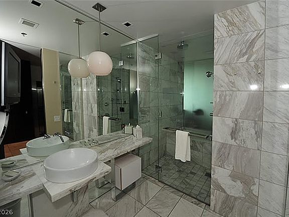 3rd image of 4381 W Flamingo Rd #1508