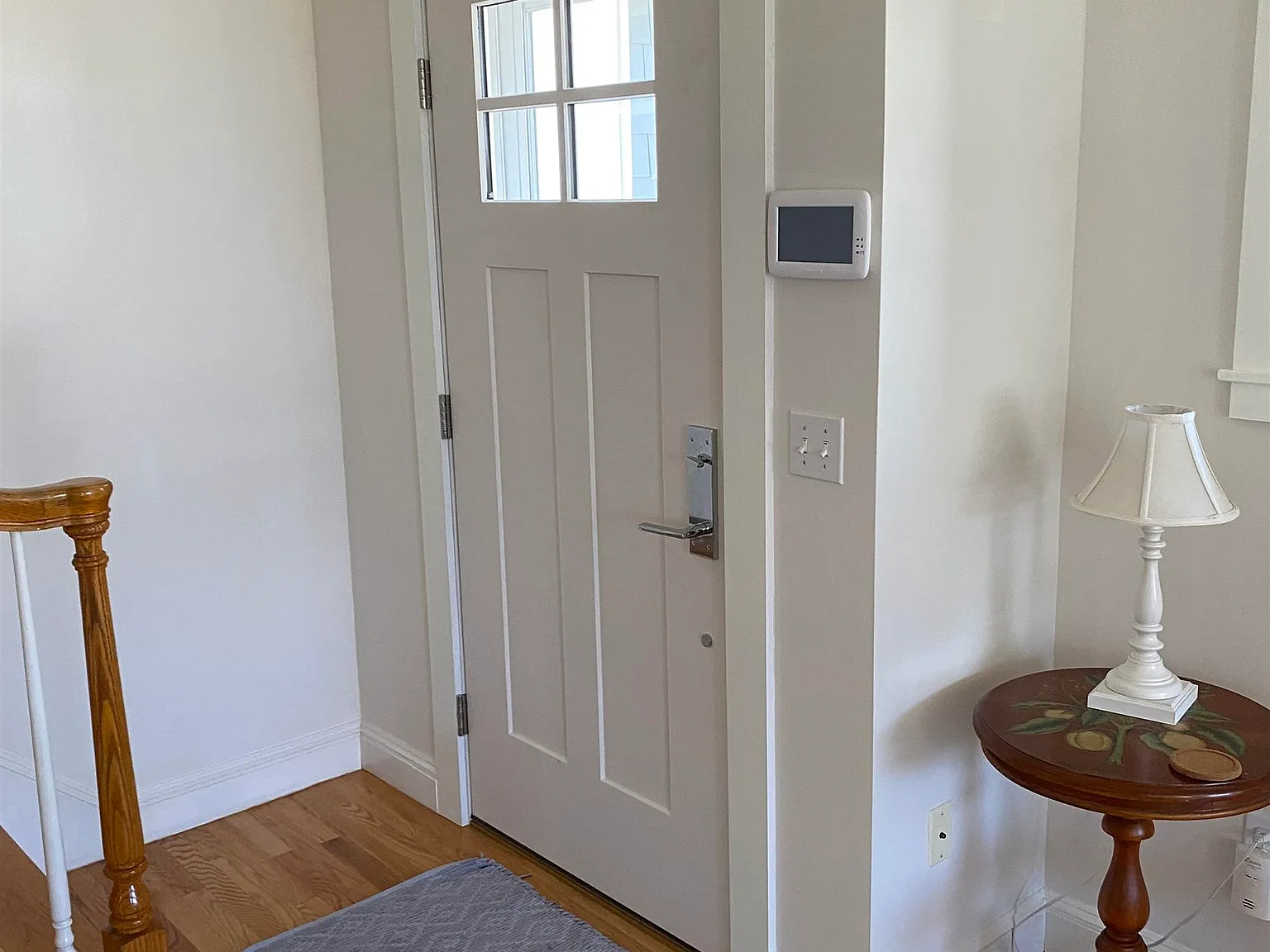 4 bed, 3.0 bath, 2175 sqft, $4,700 — Photo 2