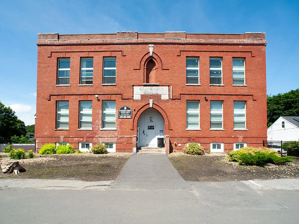 108 Harrison St #206