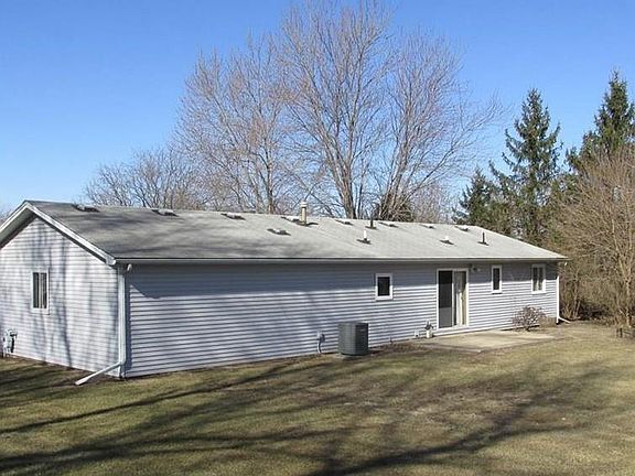 4th image of 5803 NE Berwick Dr