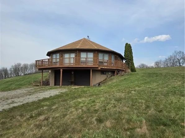 152 Aviator Ln, Friedens, PA 15541