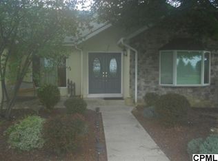 837 York Rd, Carlisle, PA 17015