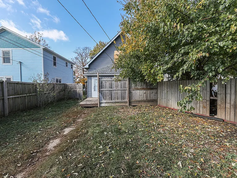 2109 Barth Ave — Photo 18
