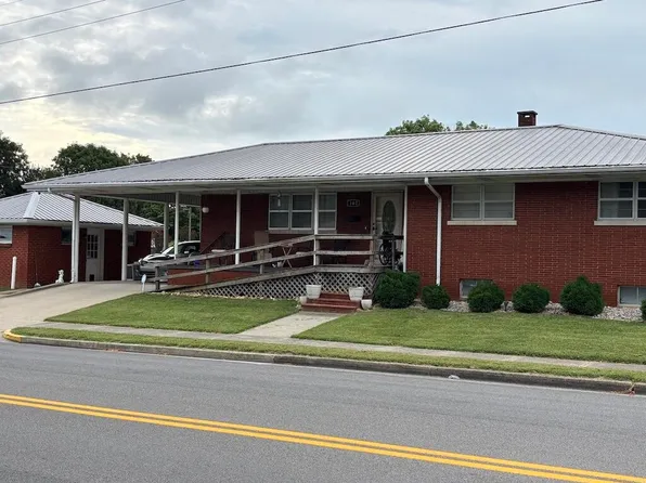 102 Main St, Russell Springs, KY 42642