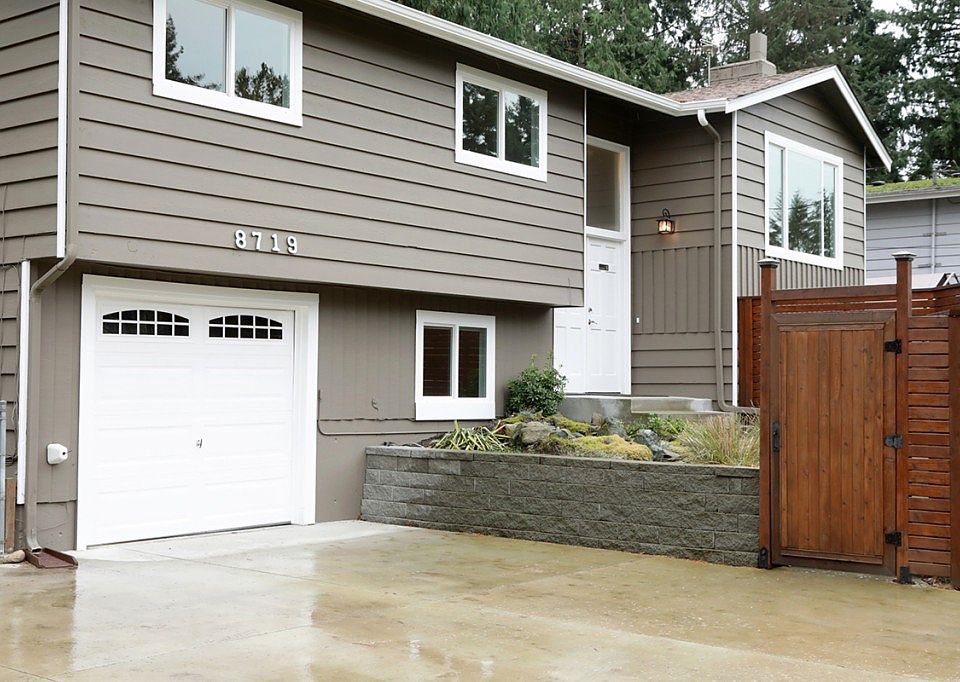 1st image of 8719 NE 137th St